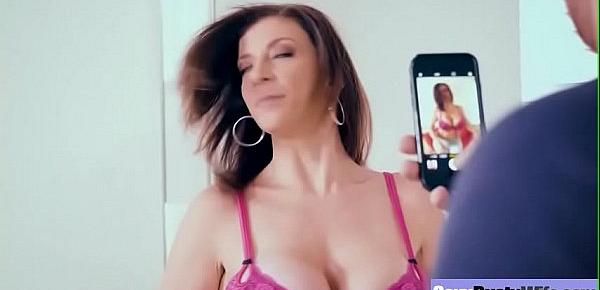  Slut Sexy Housewife (Sara Jay) With Big Tits Enjoy Hard Sex On Cam vid-22